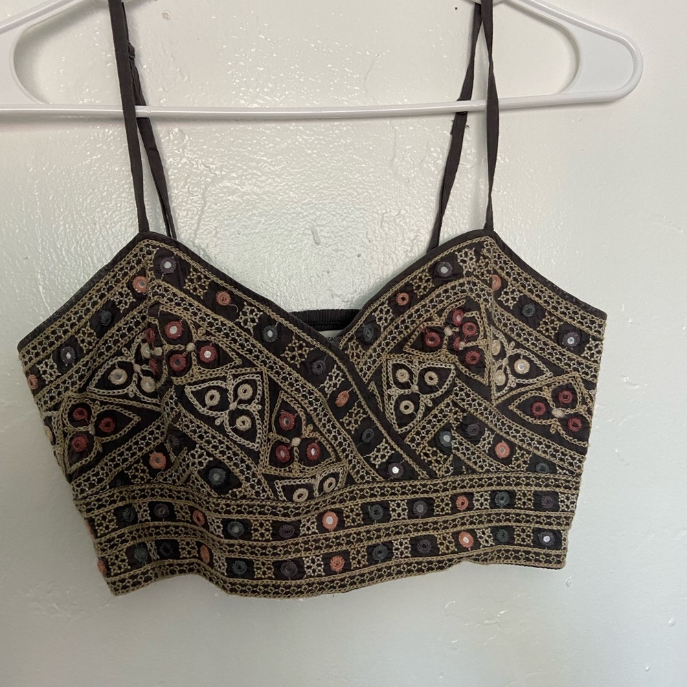 American Eagle S Mirror Embroidered Crop Top